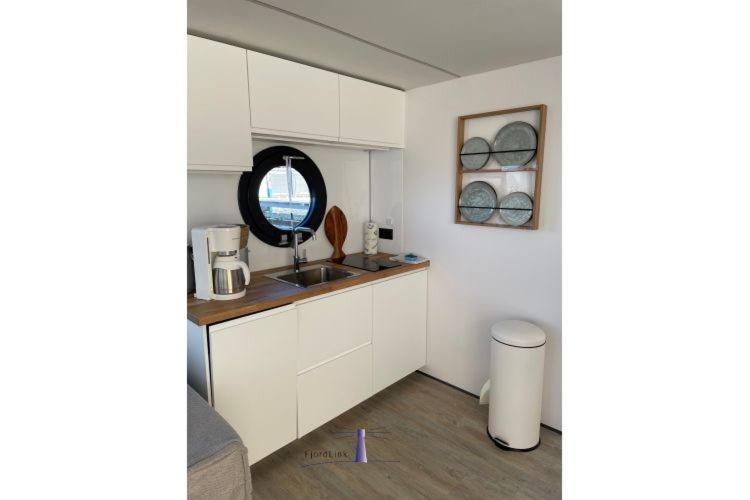 Hausboot Fjord Haven Mit Biosauna In Barth Eksteriør bilde